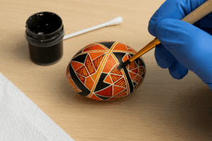 Como Corrigir Imperfeições e Retoques em Pêssanka de Ovos